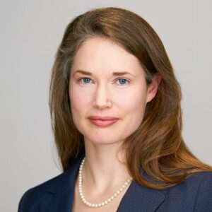Sarah Spear headshot